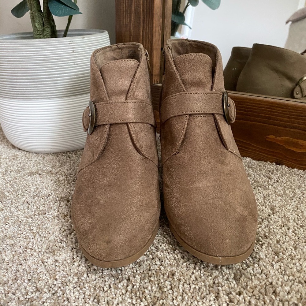 Booties - Picture 2 of 6